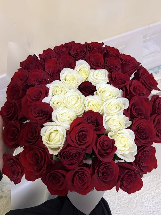 Букет цветов продается