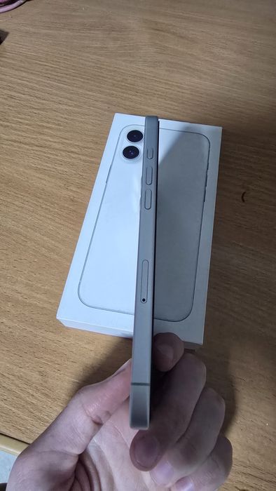 Айфон 16 плюс 128 gb акб 100%