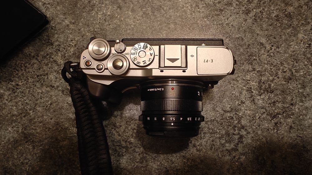 Olympus PEN E-P7 + объективы (Micro 4/3)