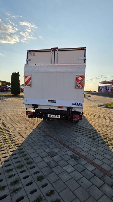Iveco frigorific lift