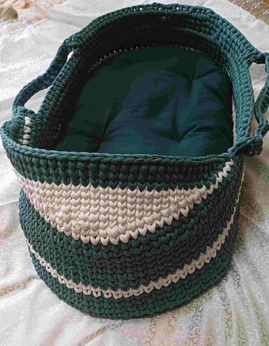 Детская кровать-люлька,корзина.