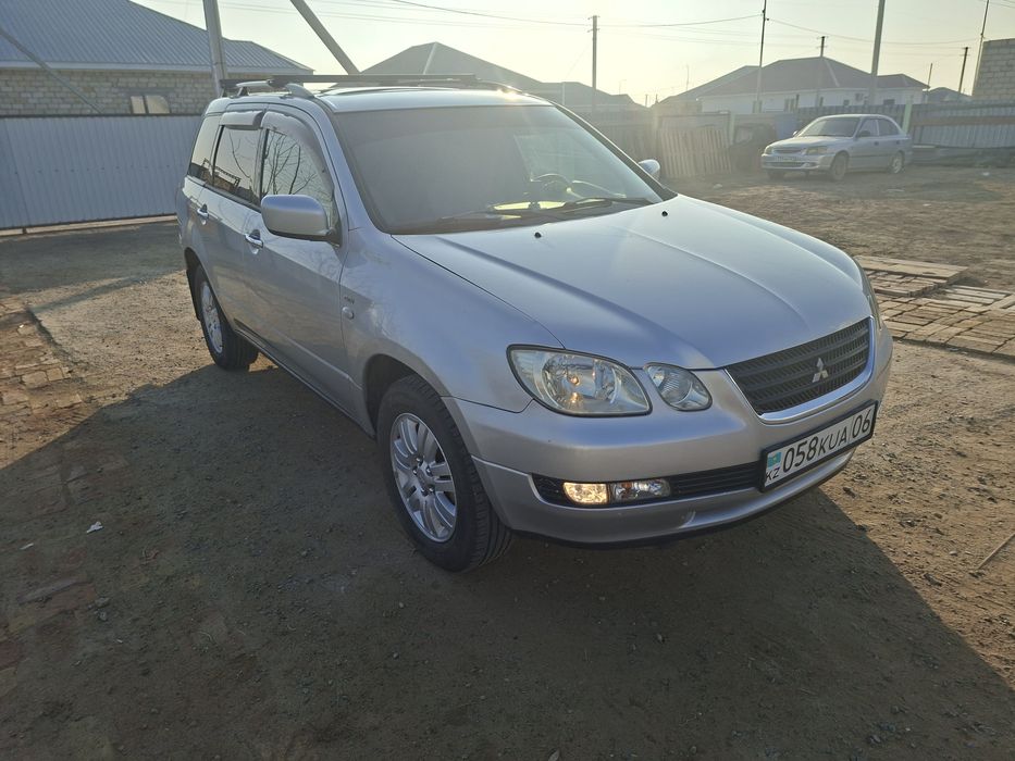 Митсубиси айртрек