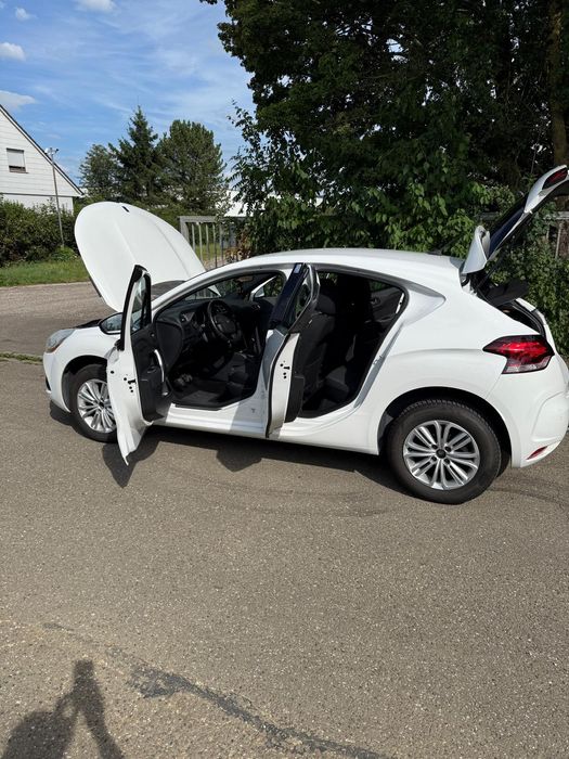 Ситроен DS4 1,6 HDI