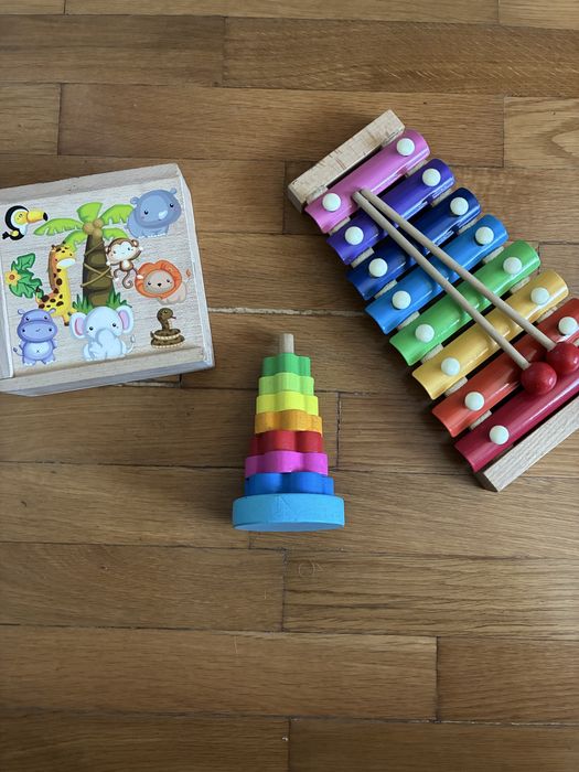 Детски играчки и книжки