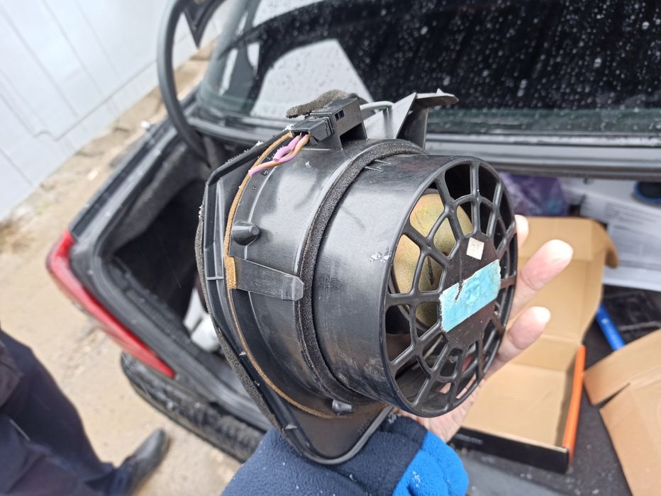 Колонки Мерседес w202