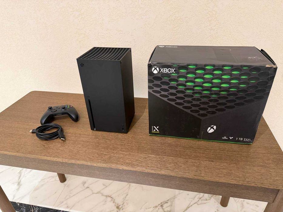 Xbox Series X 1TB (Полный комплект)