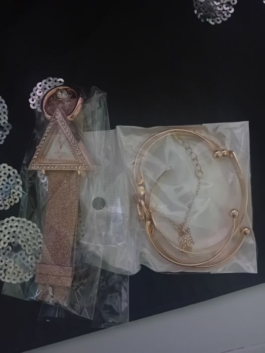 Часовник с  гривни