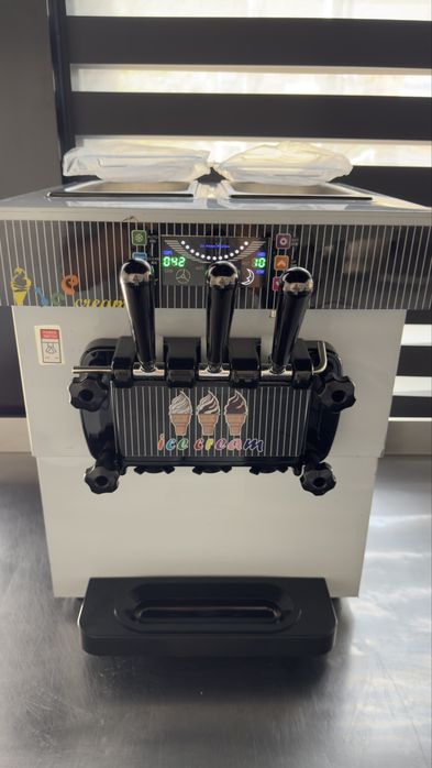 Frezer Premium muzqaymoq aparati 18litr soatiga