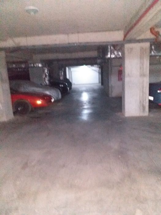 Garaj subteran-vanzare sau chirie- tomis Nord