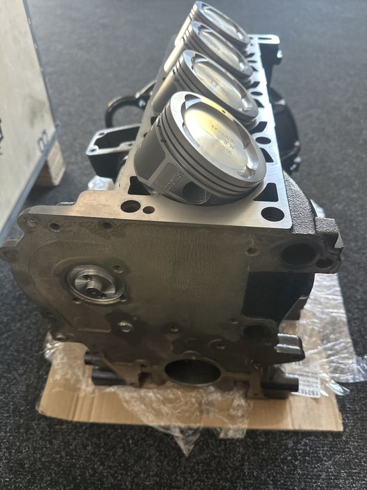 Продам блок газель 409 -405