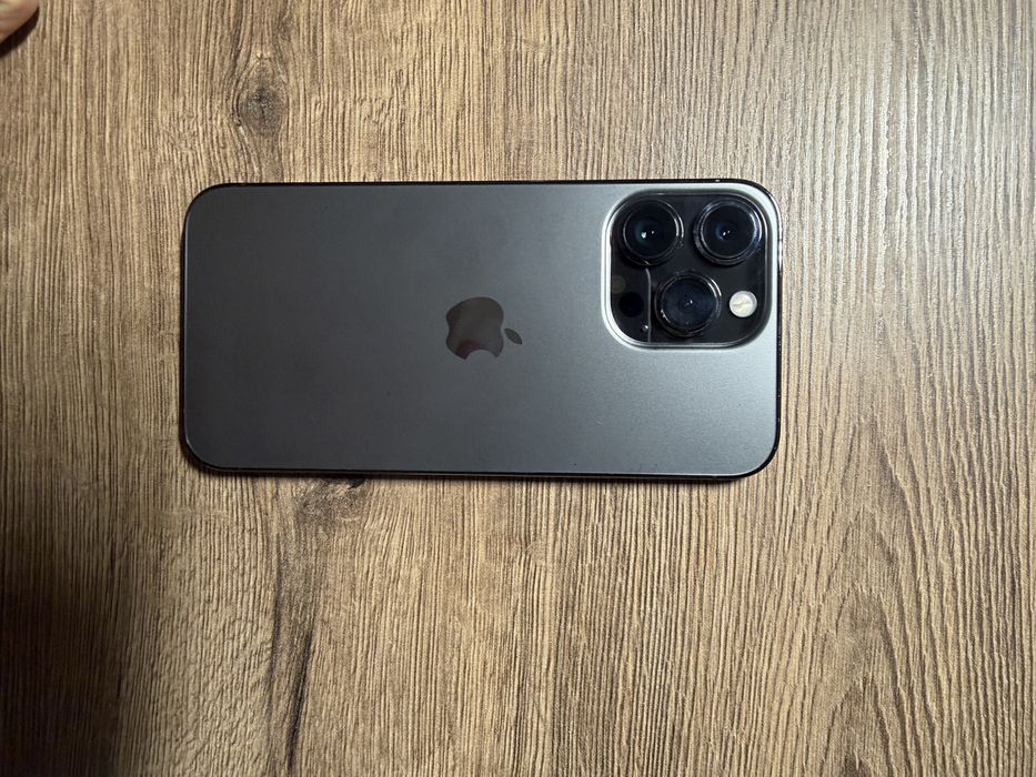 Iphone 13 pro 256gb в хорошем состоянии