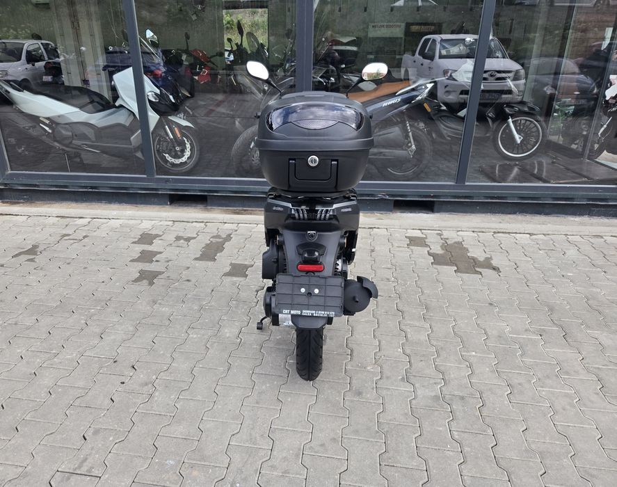 Peugeot Tweet 200 cc - 2024 - 800 km - Transport Gratuit - Garantie -