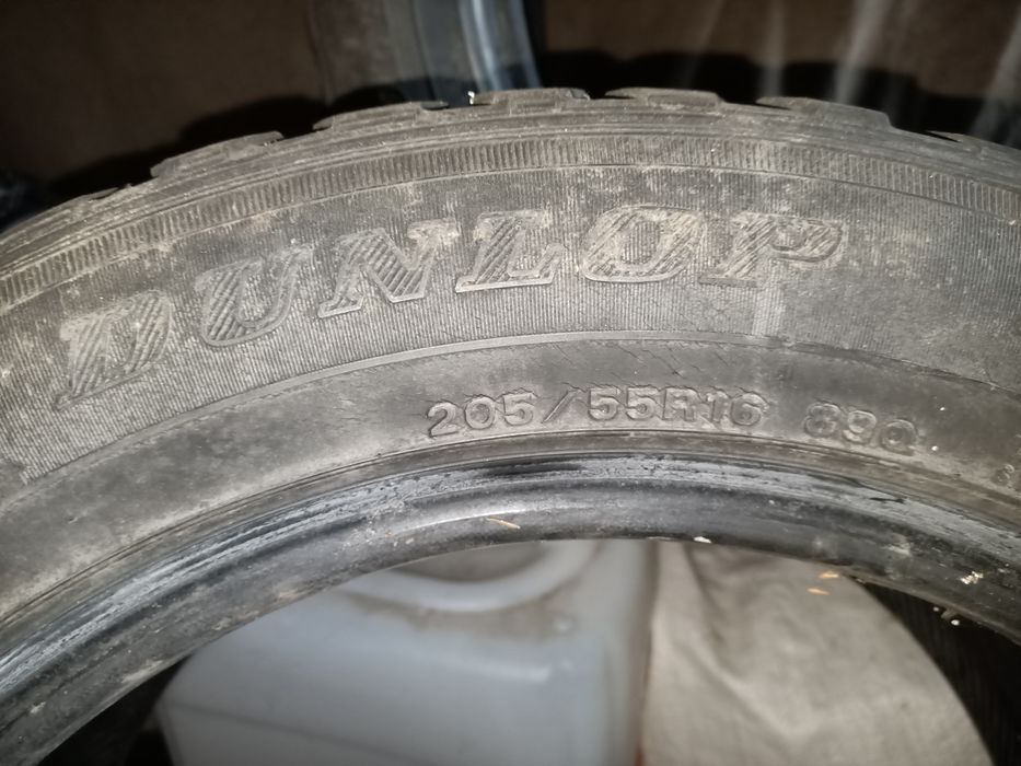 Продам шины зимние 205/55 16