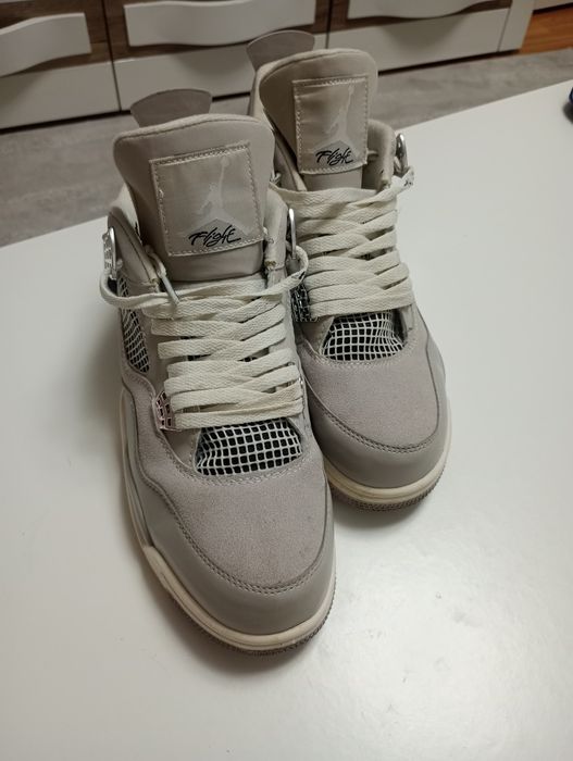 Jordan retro 4...