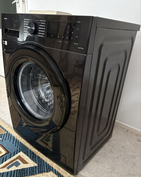 Mașină de spălat Samsung 9KG EcoBubble Smart WiFi – neagră, stare foarte bună