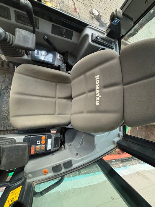 Komatsu pc 24 an 2022 !
