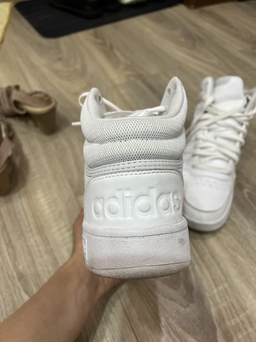 ADIDAS кроссовки ОРИГИНАЛ продаю