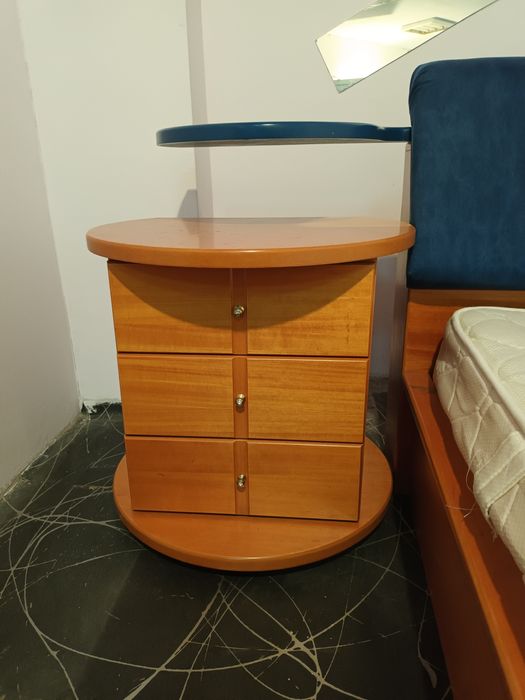 Спалня, Нощни шкафчета. Тоалетка