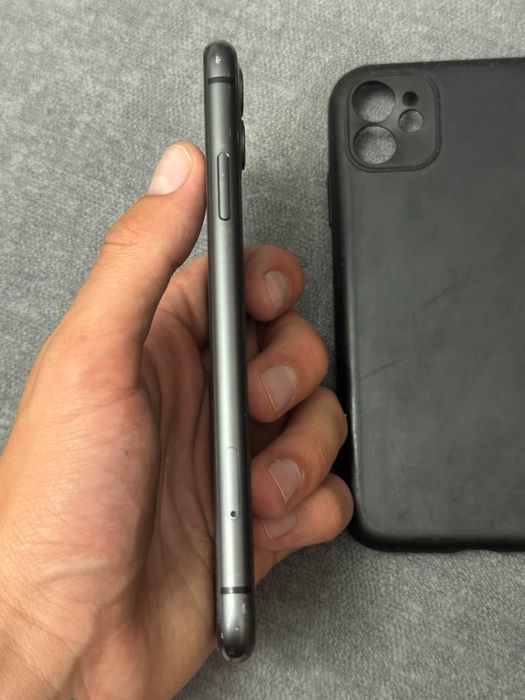 Iphone 11  90% аккумулятор