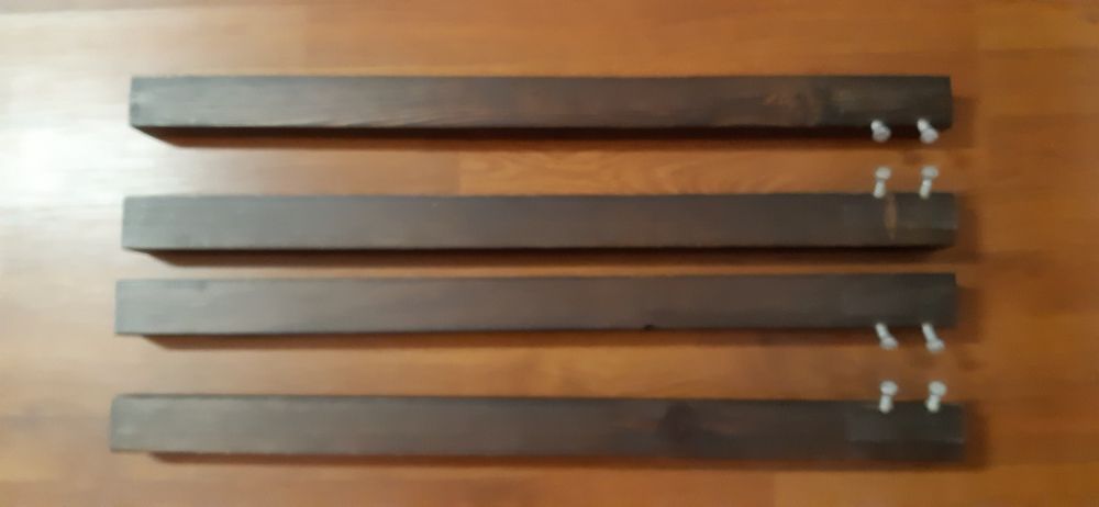 Кухненска маса от  дърво и пдч