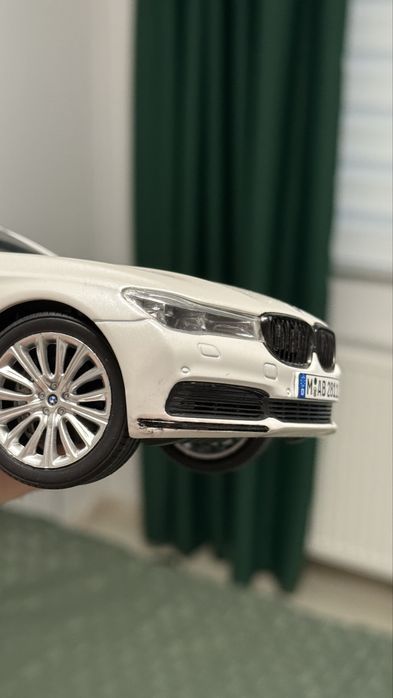 Macheta auto BMW 750Li 1:18 Kyosho