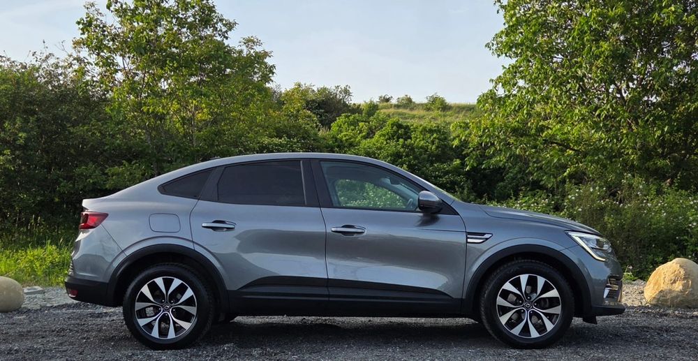 Renault Arkana 1.6 hybrid, Xenon, Camera, Keyless, Distronic