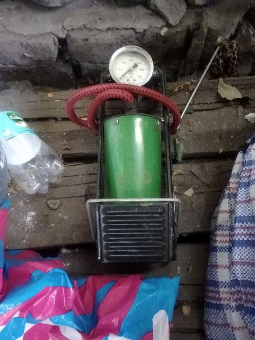 Насосос для авто