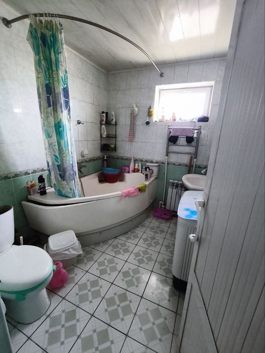 Срочно продам квартиру 4х ком 1 этаже