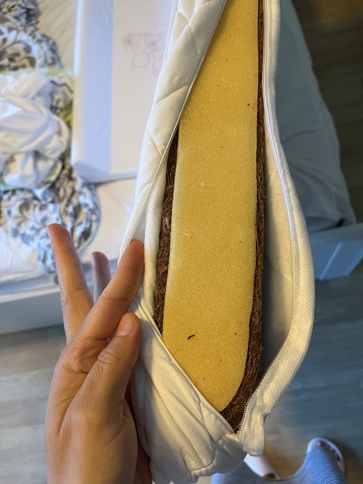 Patut bebe 2 nivele cu saltea de cocos și masa de schimbat