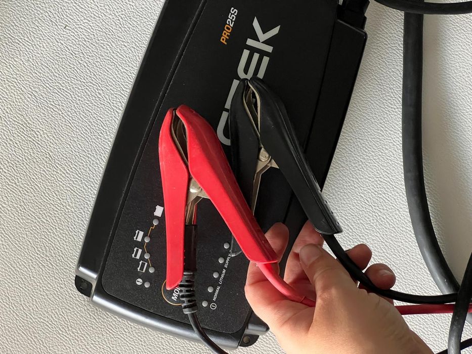 Redresor Ctek pro25 s