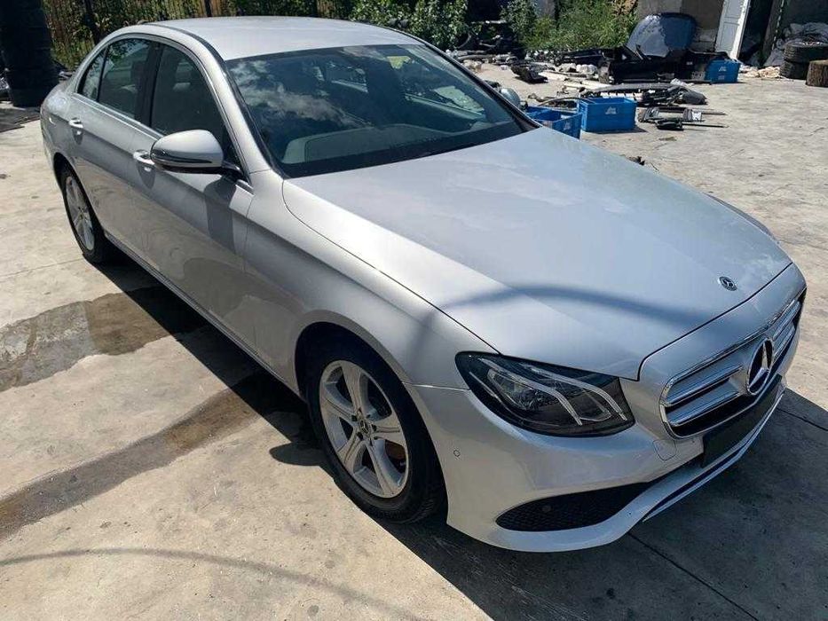 Dezmembrez mercedes e class w213/stop w213/e220 2017/usa w213/