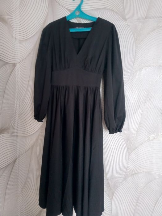 Продам платья в хорошем качестве,