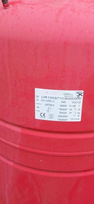 Vând vas expansiune