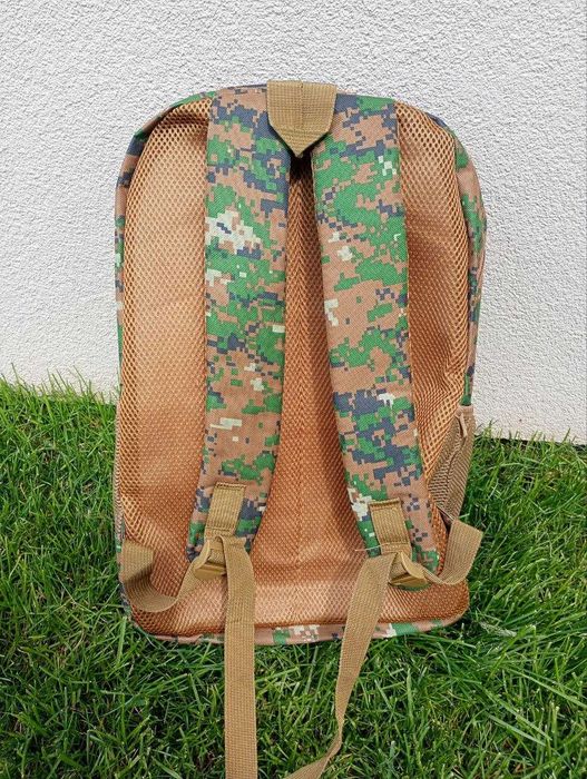 Rucsac nou de vânzare – model camuflaj verde-maroniu