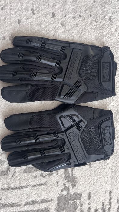 Продам мужские перчатки