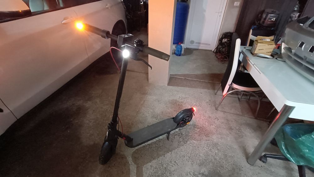 Trotineta Xiaomi scooter 4