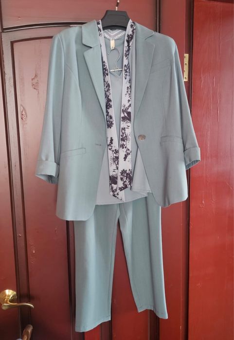 Распродажа новой одежды