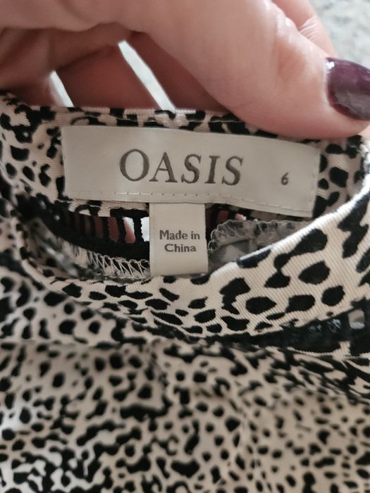 Sale! 25 за брой! Рокли Zara, Oasis и др