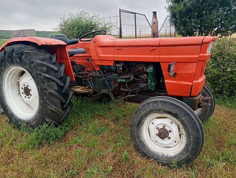 Tractor Fiat 550