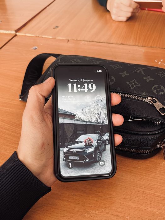 продам айфон 11 в идеале