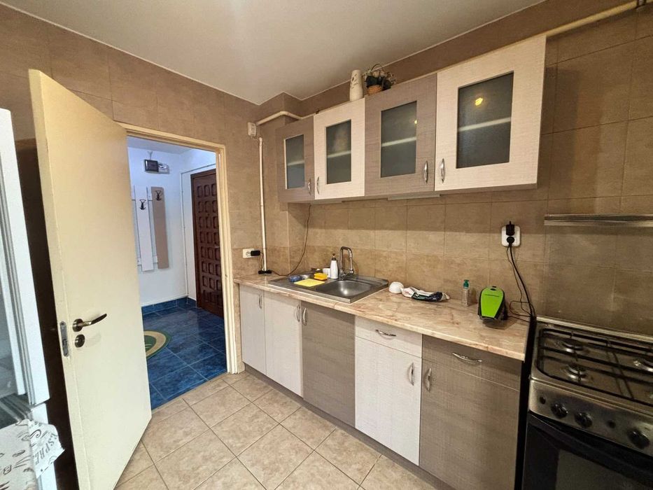 Apartament 2 camere de inchiriat decomandate Dezrobirii renovat et 1 centrala utilat