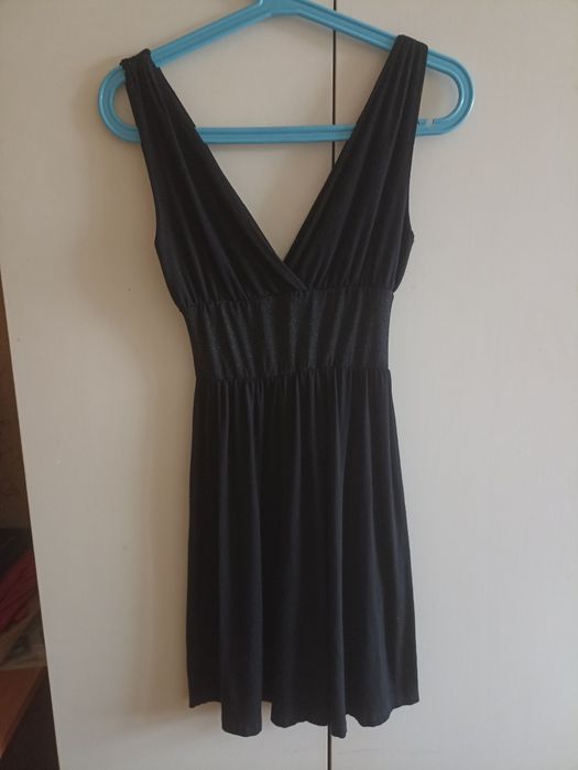 Нова черна рокля