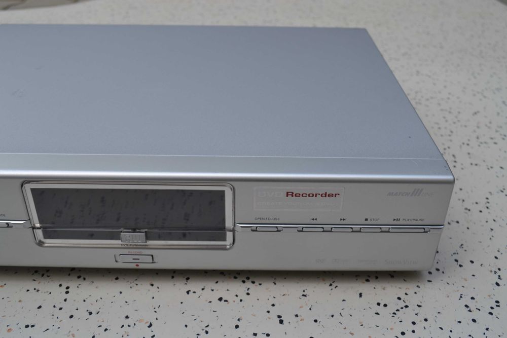 Dvd player Recorder Philips DVD R 880