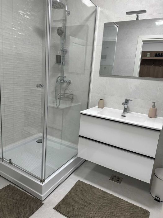 Apartament modern| Regim hotelier|3 camere| Parcare|Terasă| |WIFI