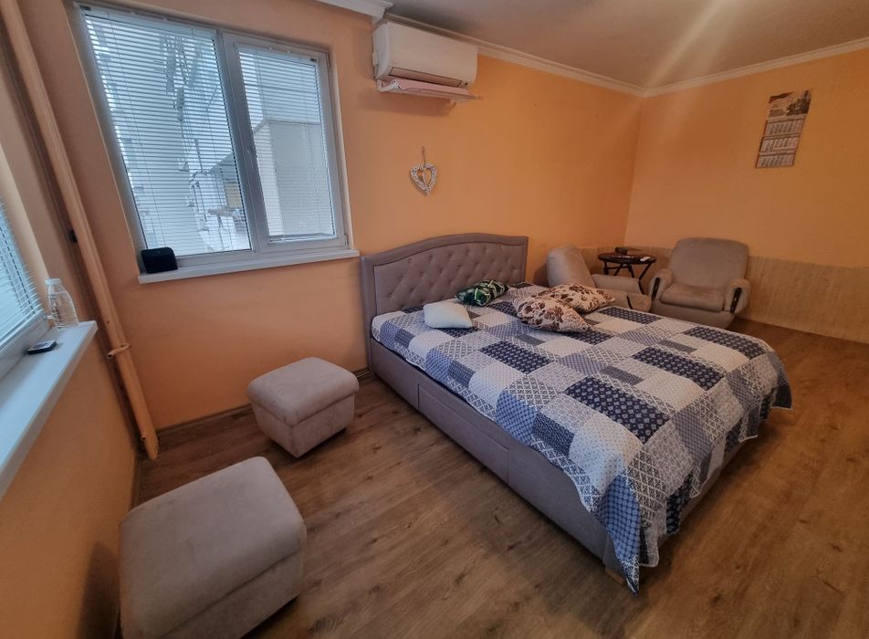 Дава се под наем Тристаен апартамент в София, Разсадника - 70 кв.м за 663 € - Снимка #1