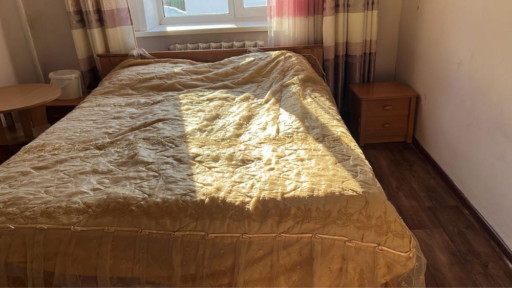 Спальный гарнитур