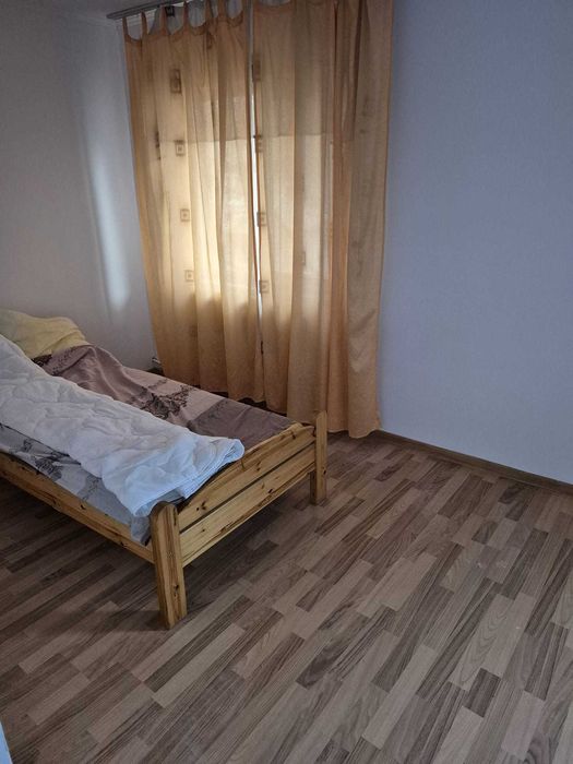 inchiriez apartament 2 camere in botosani