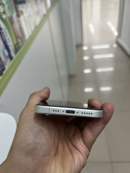 Iphone 17 256gb белый