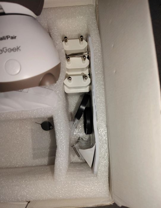 sistem de monitorizare pentru bebeluși ieGeek 2K