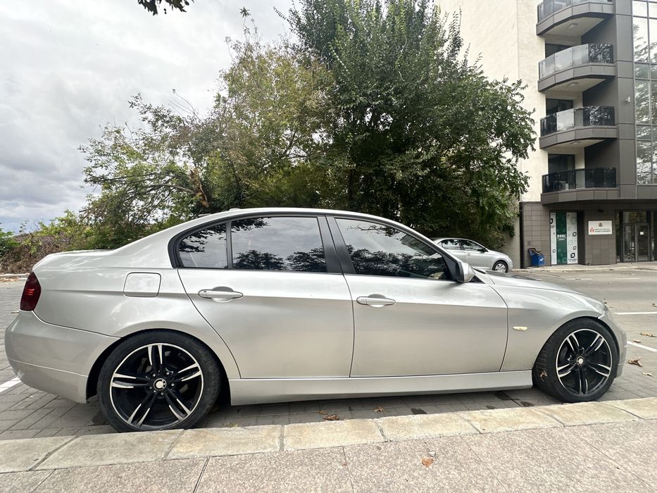 Продавам BMW 320tdi